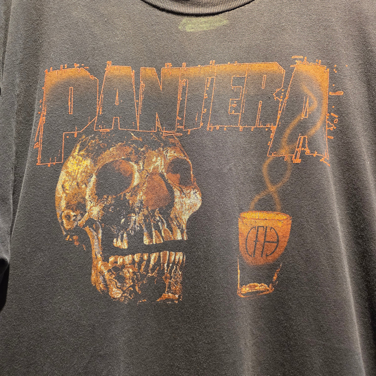 VTG Pantara Tour T-Shirt " Black Tooth Drink It... Or Wear It" Black: XL