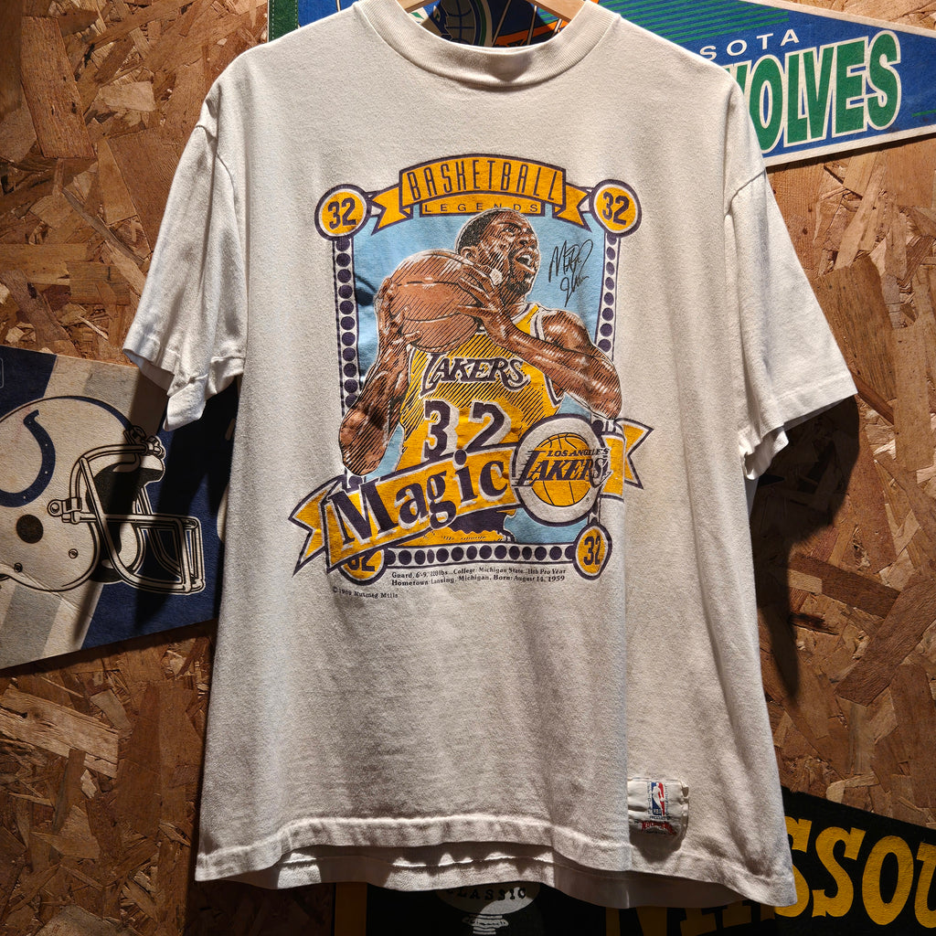 VTG Nutmeg Magic Johnson #32 White T-Shirt: Medium