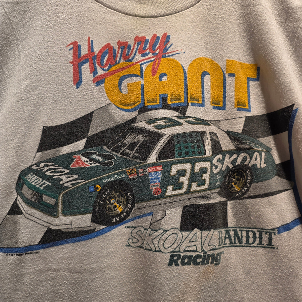 VTG 1987 NASCAR Harry Gant Skoal Bandits Racing White Graphic T-Shirt: Large