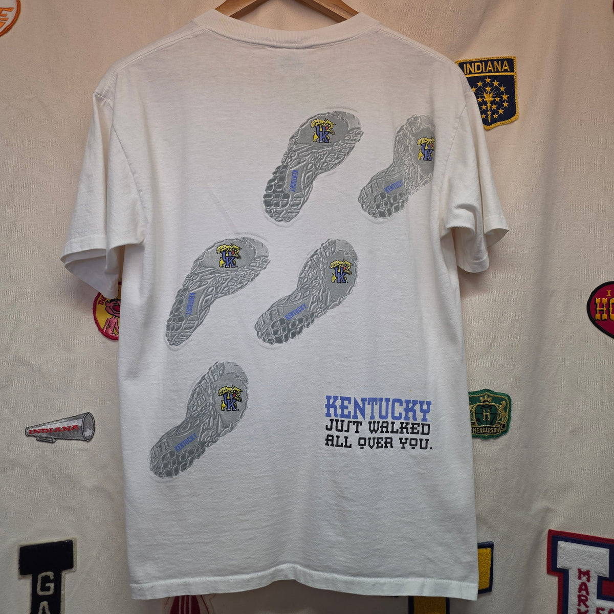 VTG University Of Kentucky Wildcats Basketball Just Walked All Over You: Medium