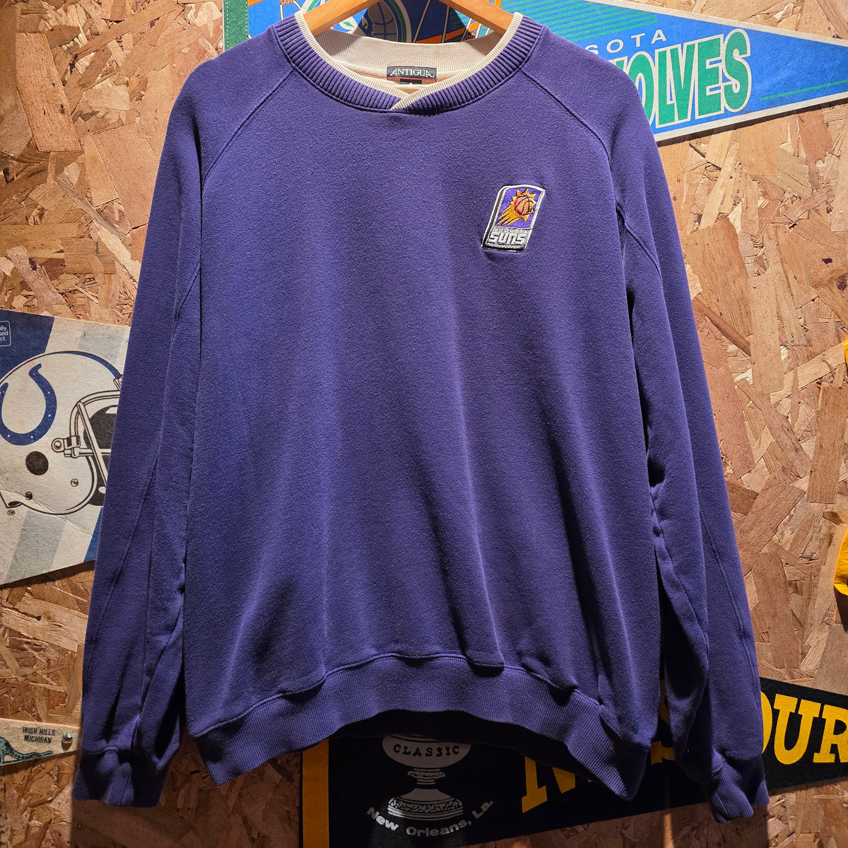 VTG Phoenix Suns NBA Sweatshirt Embroidered: Medium