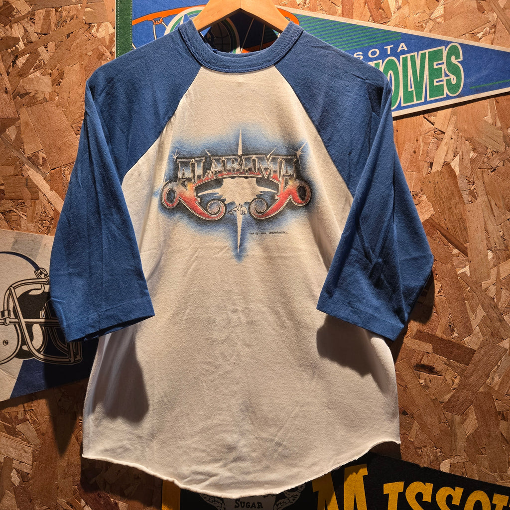 VTG 80s Alabama 1982 Wild Country Mountain Music Tour Raglan Sleeve Graphic T-Shirt: M