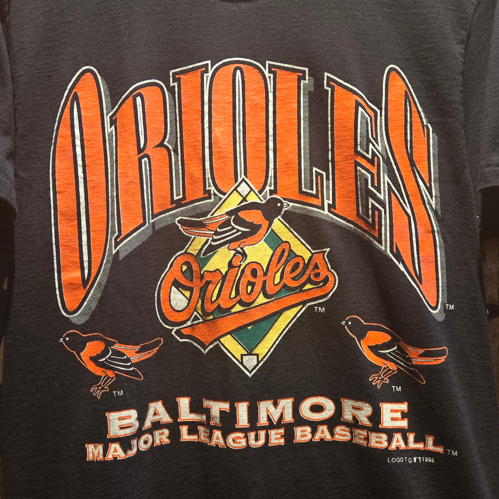 VTG 1995 USA Made Logo 7 Baltimore Orioles MLB Graphic T-Shirt Black: Medium