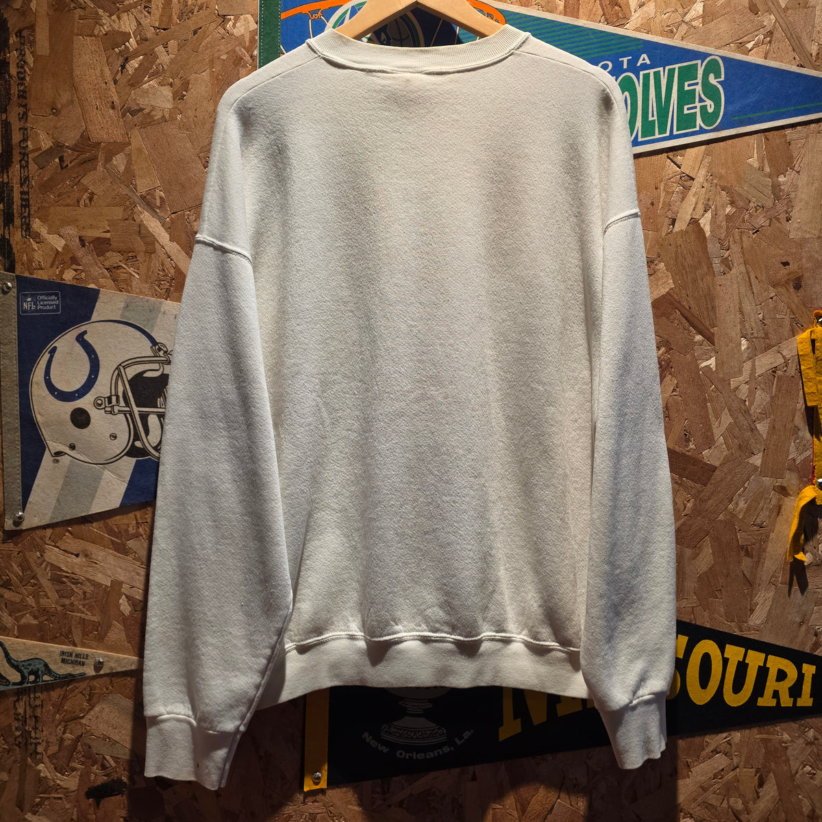 VTG Taz Basketball AOP Jam White Sweatshirt: XL