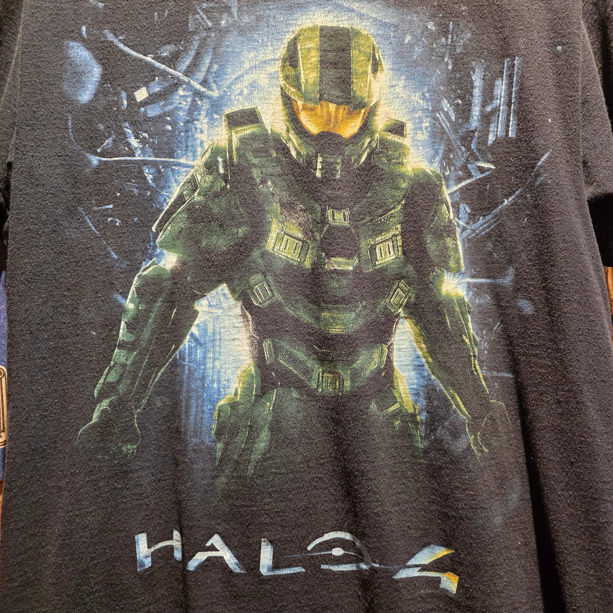 2012 Halo 4 Master Cheif Video Game Black T-Shirt: Medium