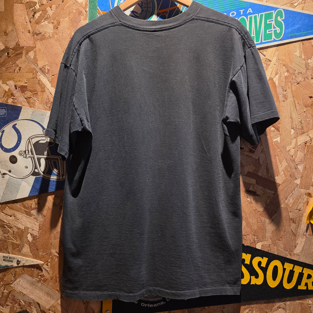 VTG 1993 Looney Tunes Soccer Black T-Shirt Bugs Bunny Taz: Large