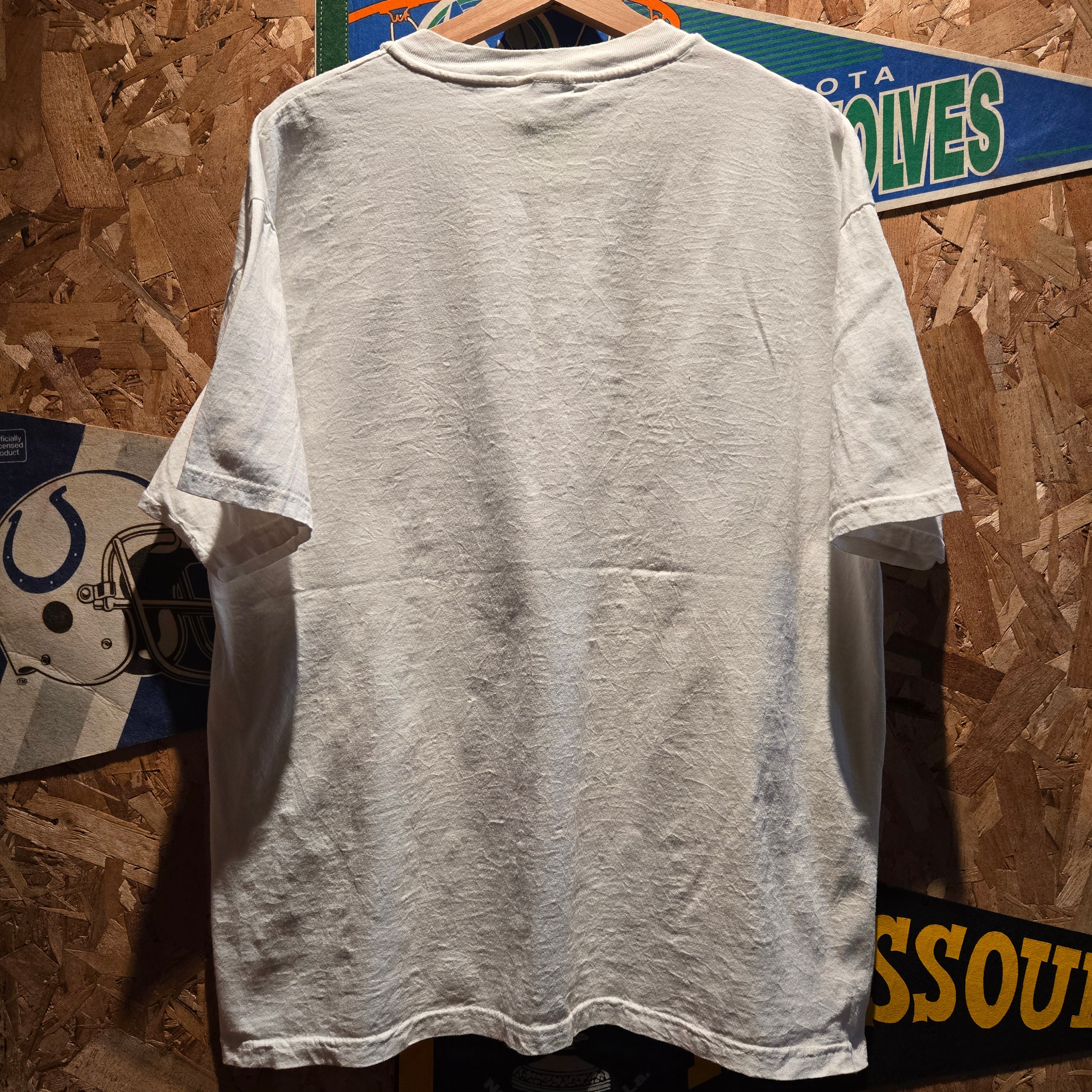 VTG Surge Drink White Graphic Hanes T-Shirt: XL