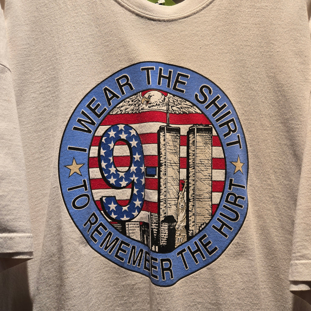 VTG Y2K 911 Twin Towers "I Wear This Shirt To Remember The Hurt" White T-shirt: 3XL