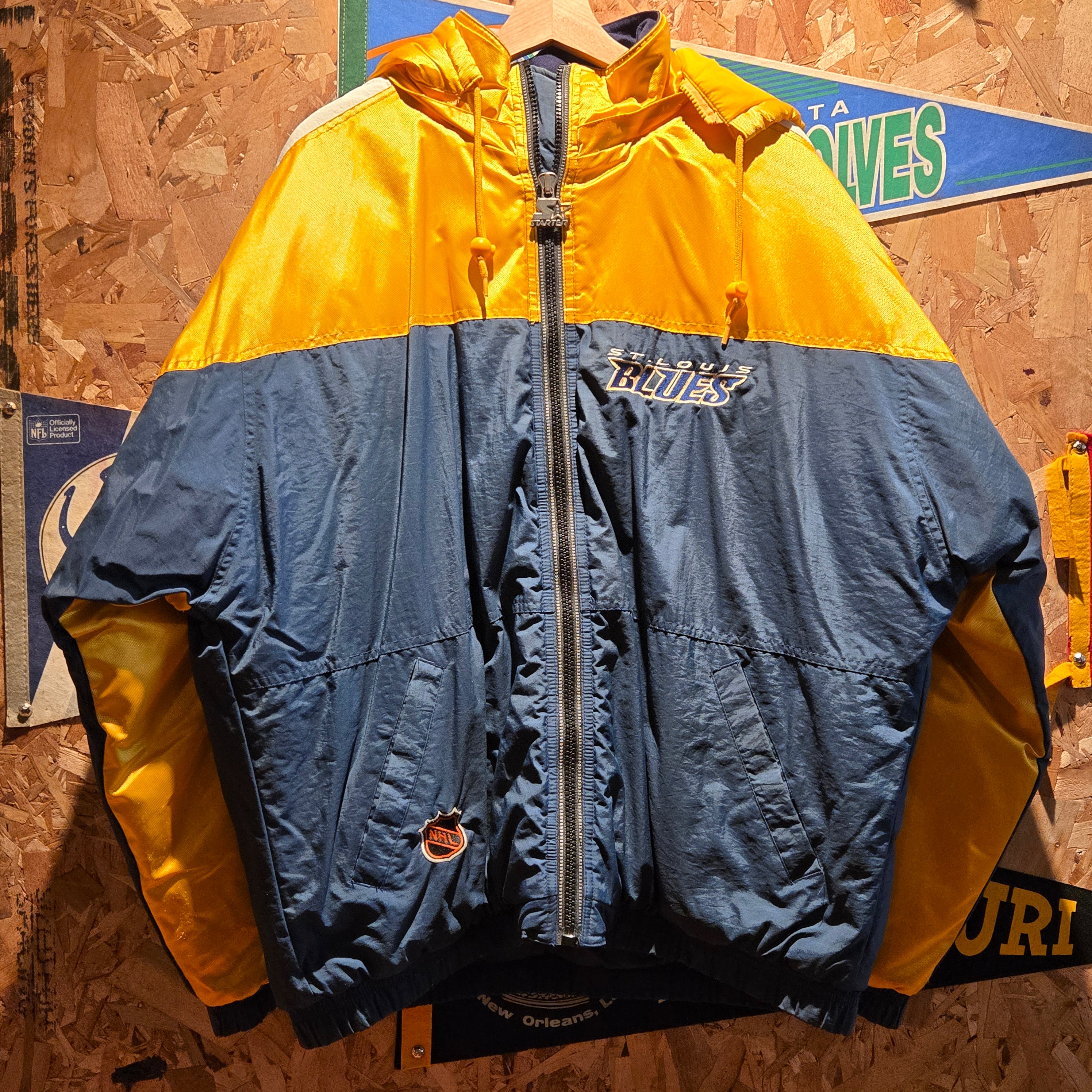 VTG Starter St. Louis Blues NHL Hoodie Puffer Jacket: Large