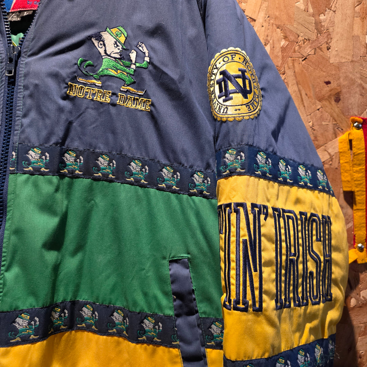 Vintage 90s Notre Dame Fighting Irish Pro Player Puffer Jacket: Large