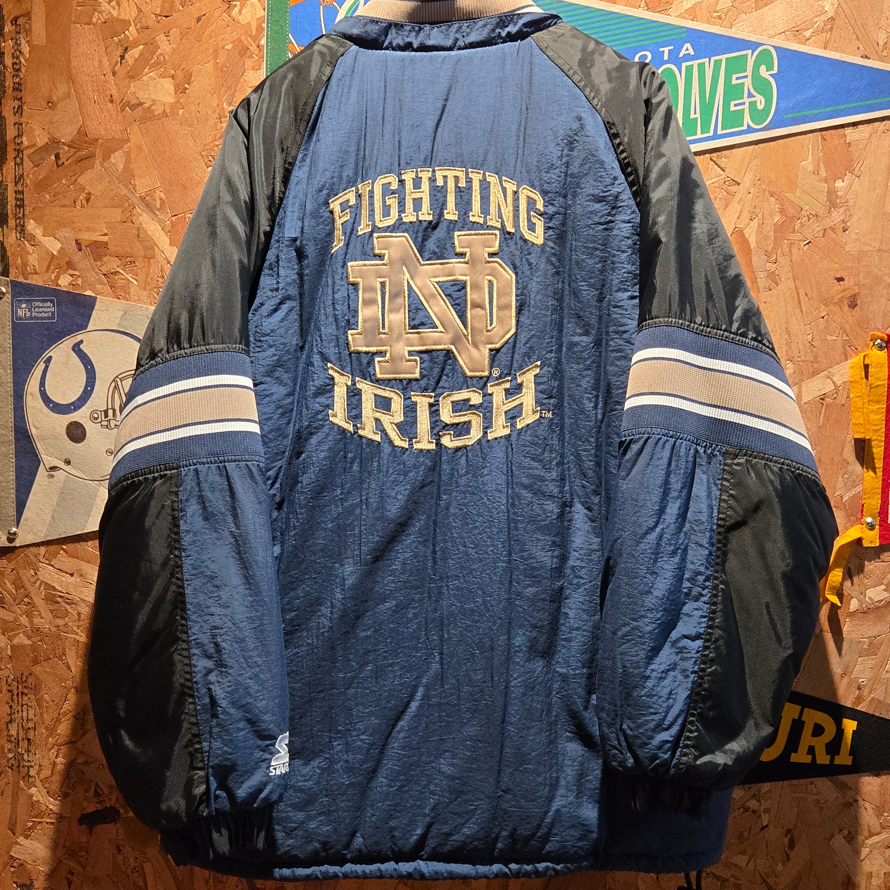 VTG Starter Notre Dame Puffer Jacket Half Zip, Button: Large