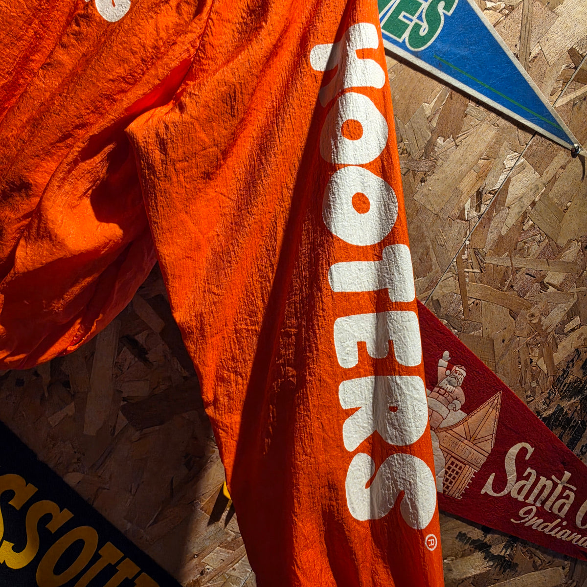 VTG Hooters Orange Windbreaker: Large