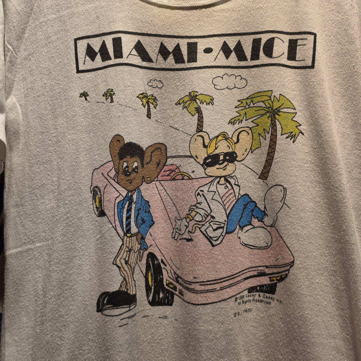 VTG 1985 Miami Mice Parody White Graphic T-Shirt: Large