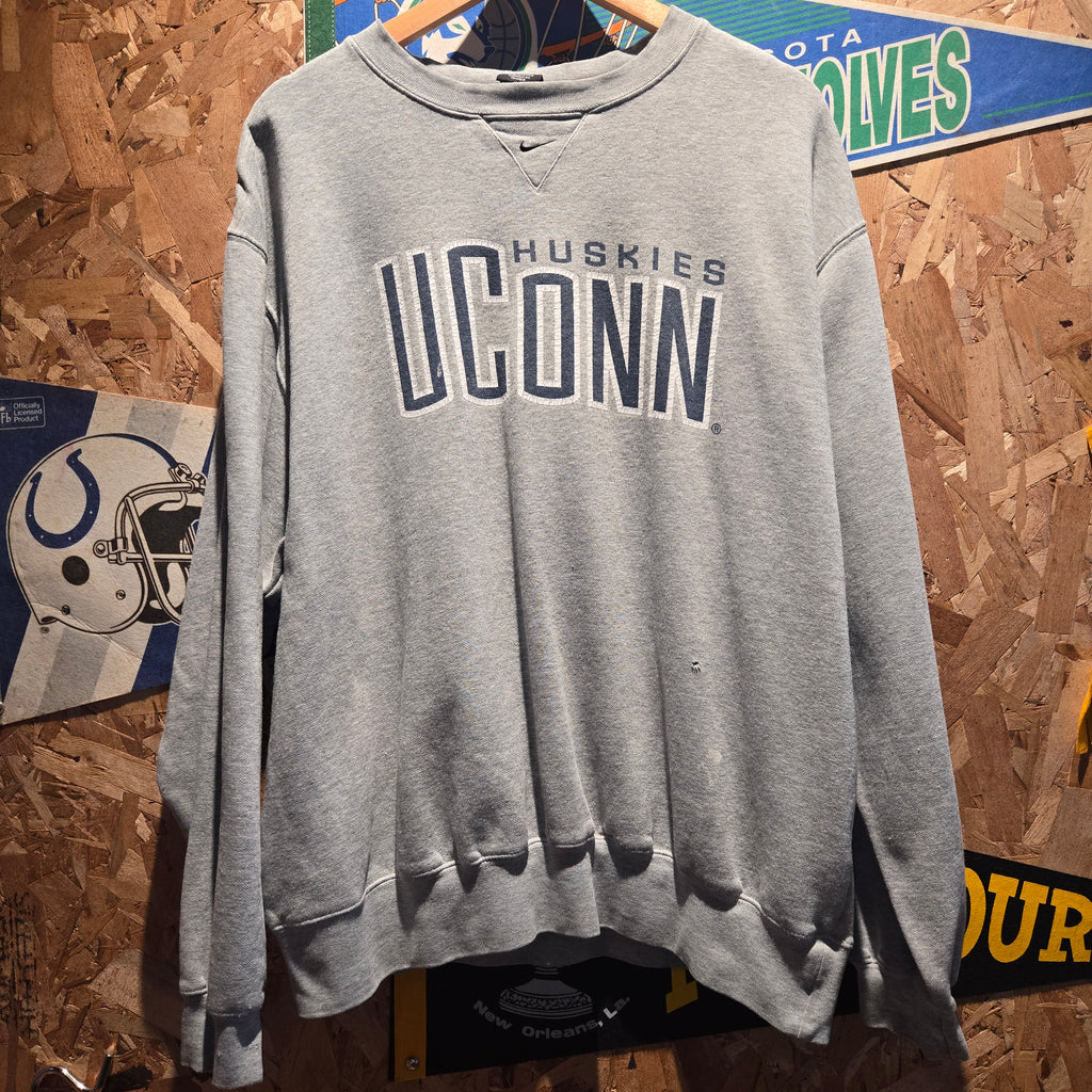 VTG Nike Uconn Connecticut Huskies Center Swoosh Gray Sweatshirt: Large