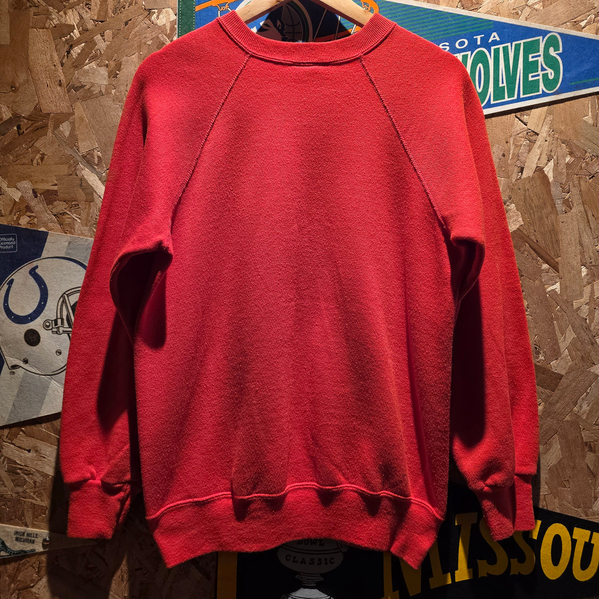 VTG 80's Annie Red Crewneck: Large