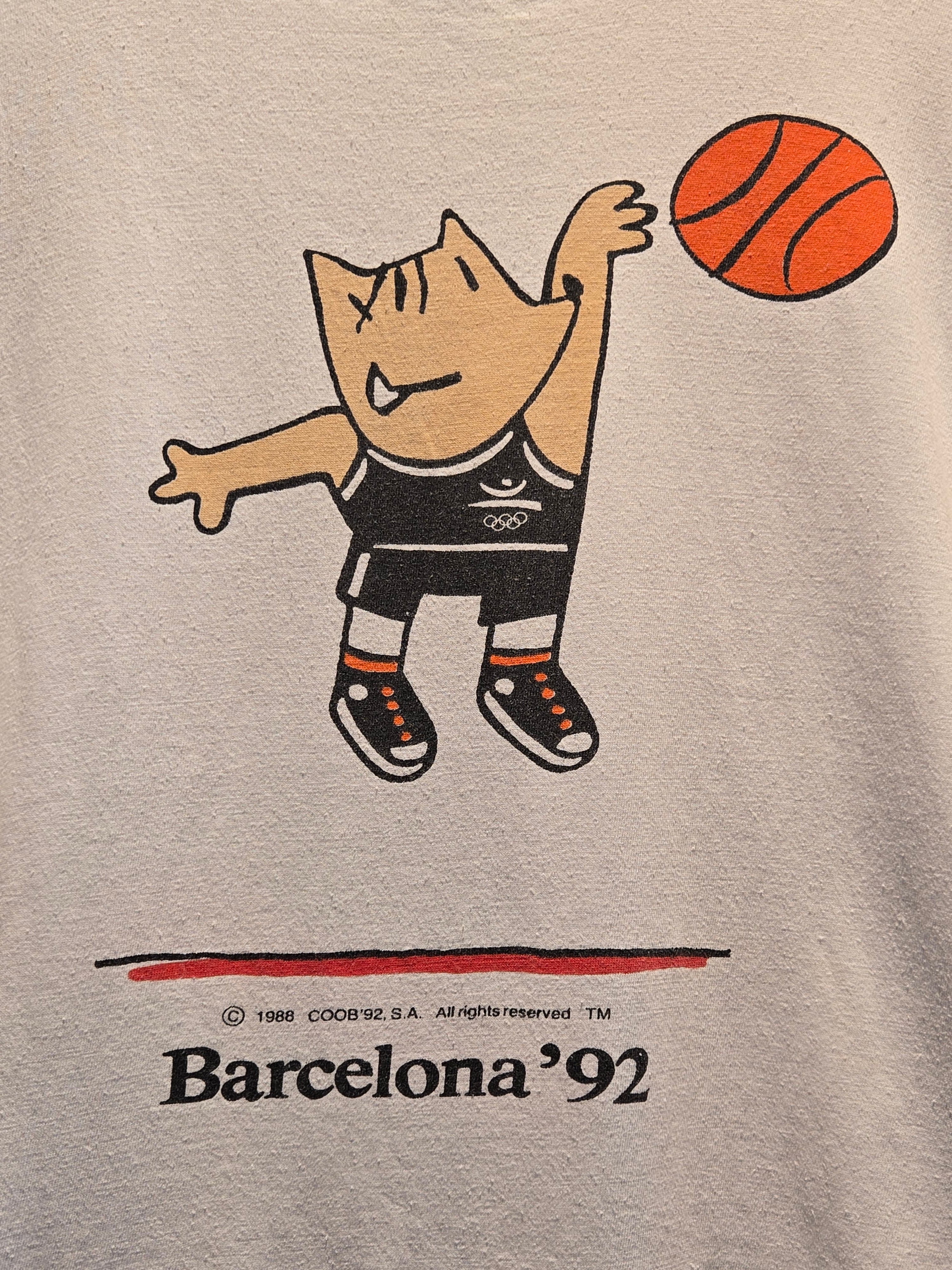 VTG 1992 Barcelona Basketball White T-Shirt :XL