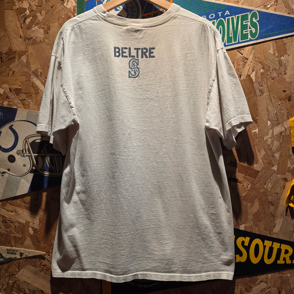 VTG 2005 Nike Center Swoosh Seattle Mariners Adrián Beltré White T-Shirt: Large