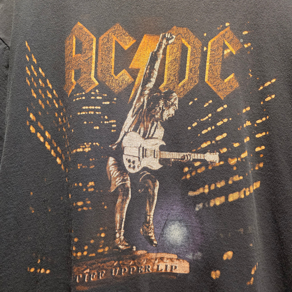 VTG 2000 ACDC Stiff Upper Lip Black Tour T-Shirt: XL