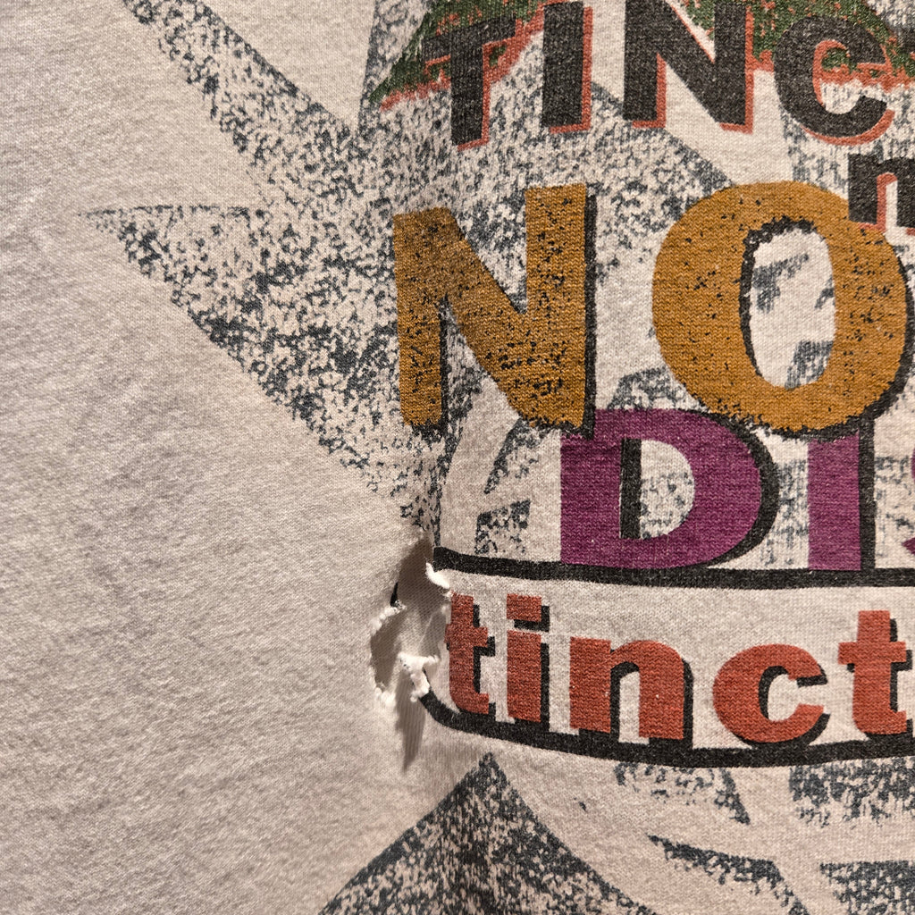 VTG One World Nation Extinction Makes No Distinction Graphic T-Shirt: Large