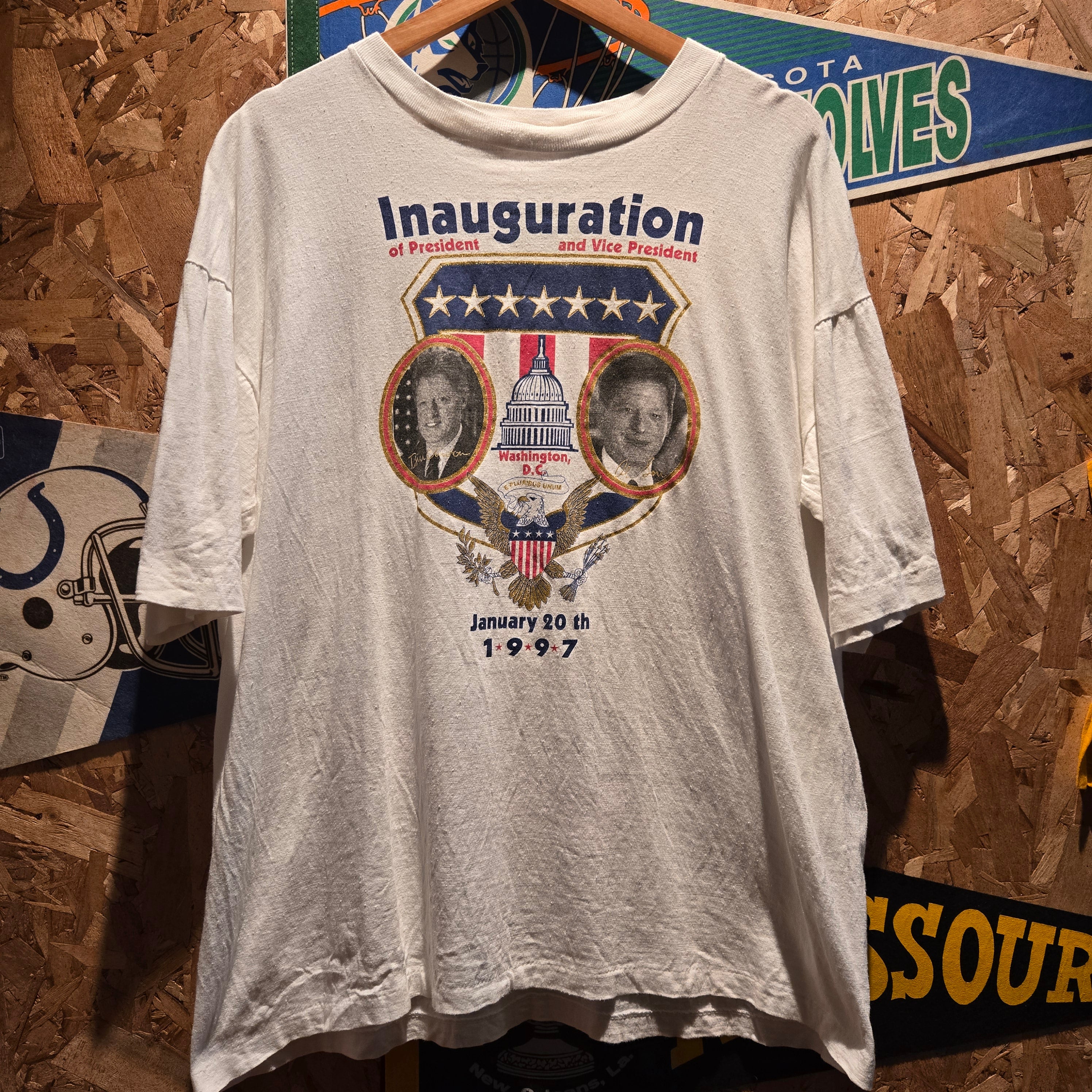 VTG 1997 Bill Clinton Al Gore Presidential Inauguration White Graphic T-Shirt: XL