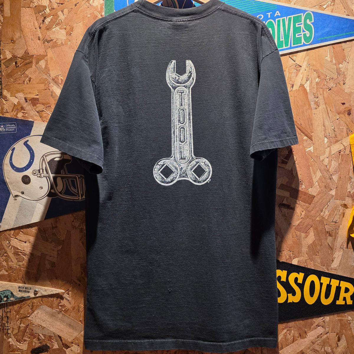 VTG Tool Concert T-Shirt 1991 Wrench Alternative Metal 90s Rare: XL