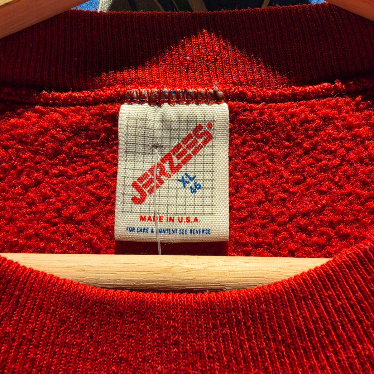 VTG 90's Mickey Mouse Red Sweatshirt Walt Disney: XL