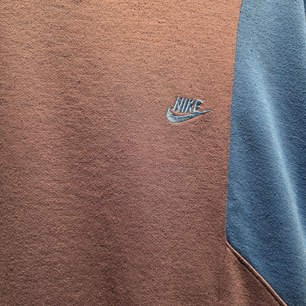 VTG 80's Nike 4 Color Toned Sweatshirt Blue Tag: Medium