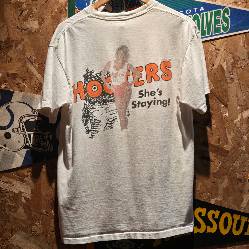VTG Hooters She's Staying White T-Shirt Single Stitch: Medium