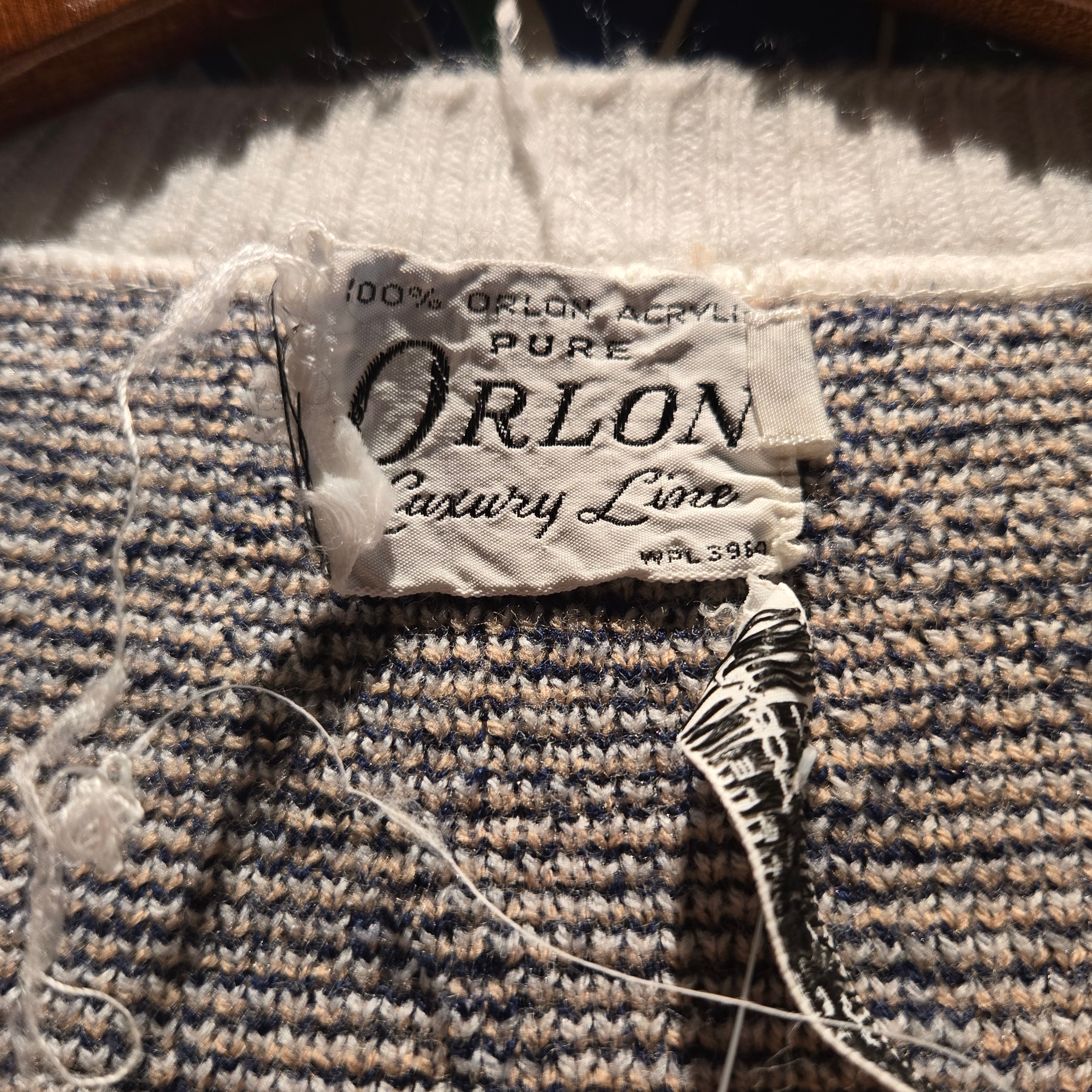 VTG Sweater Vest V Neck Orlon Luxury Line: Medium