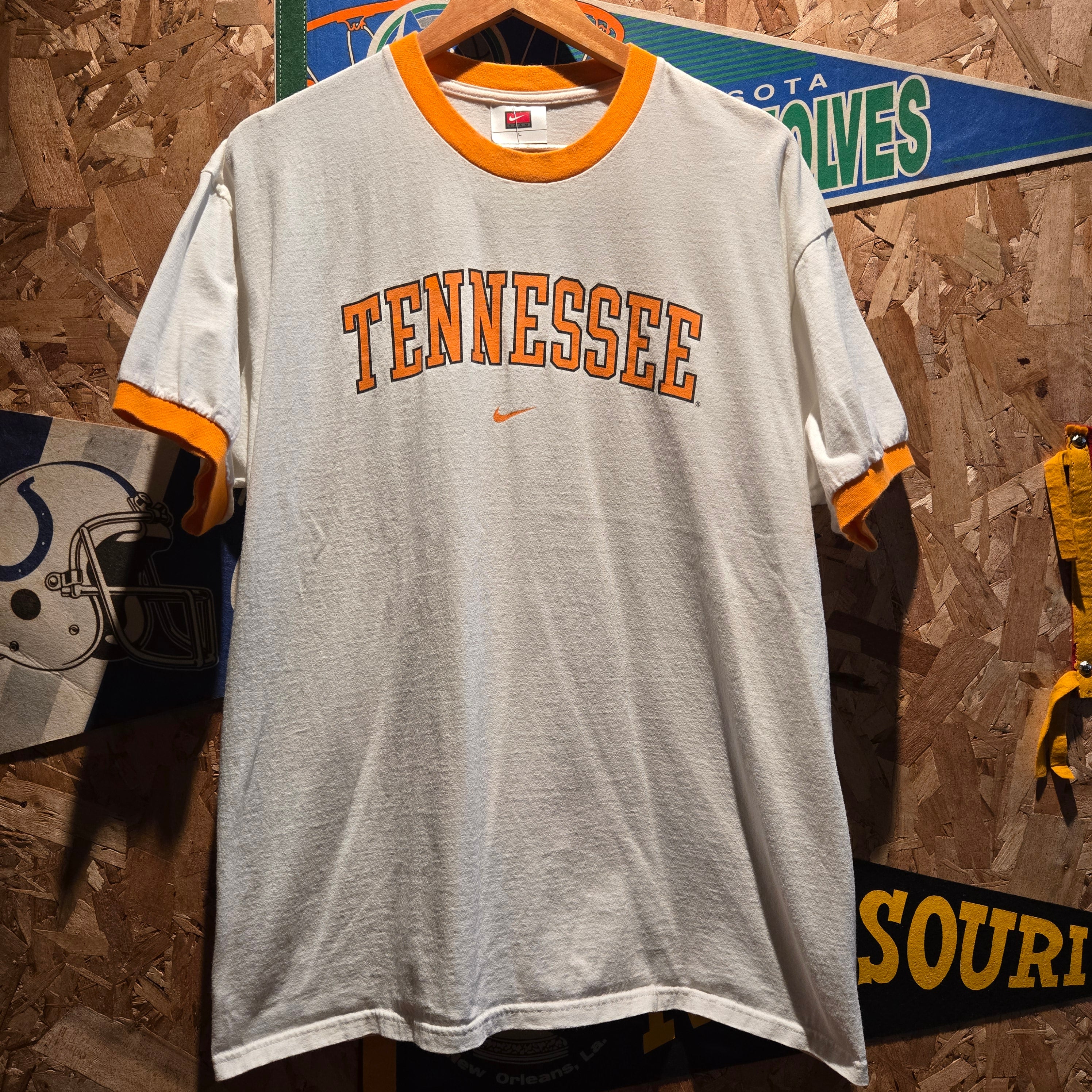 VTG Nike Tennessee Volunteers Center Swoosh Raglan T-Shirt: Large