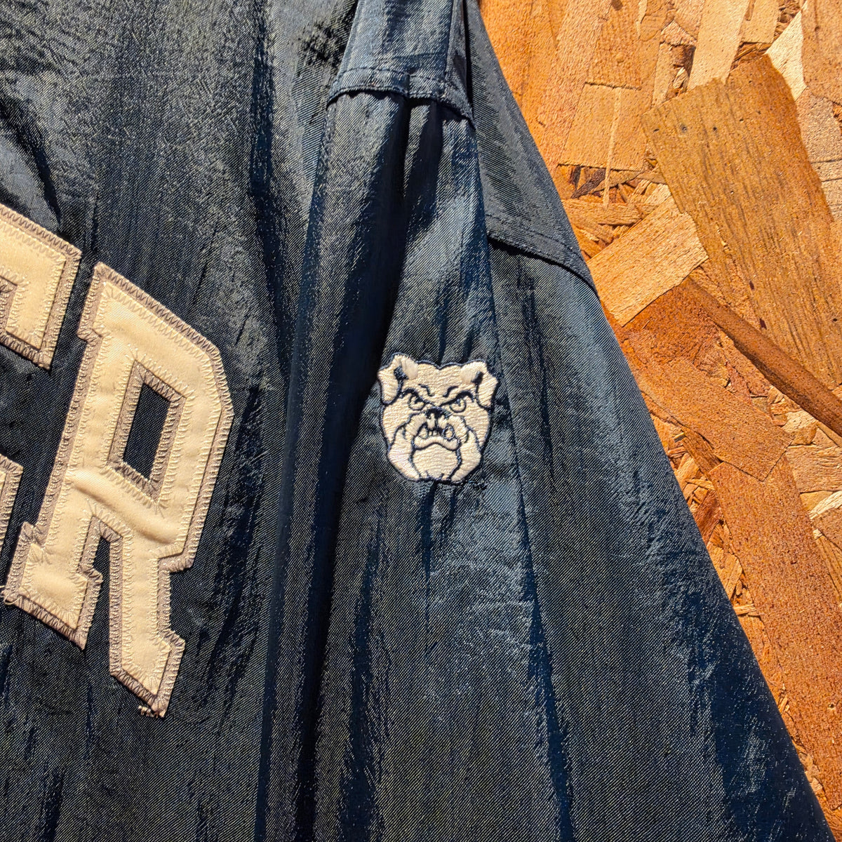 VTG Champion Butler Bulldogs Windbreaker: XL