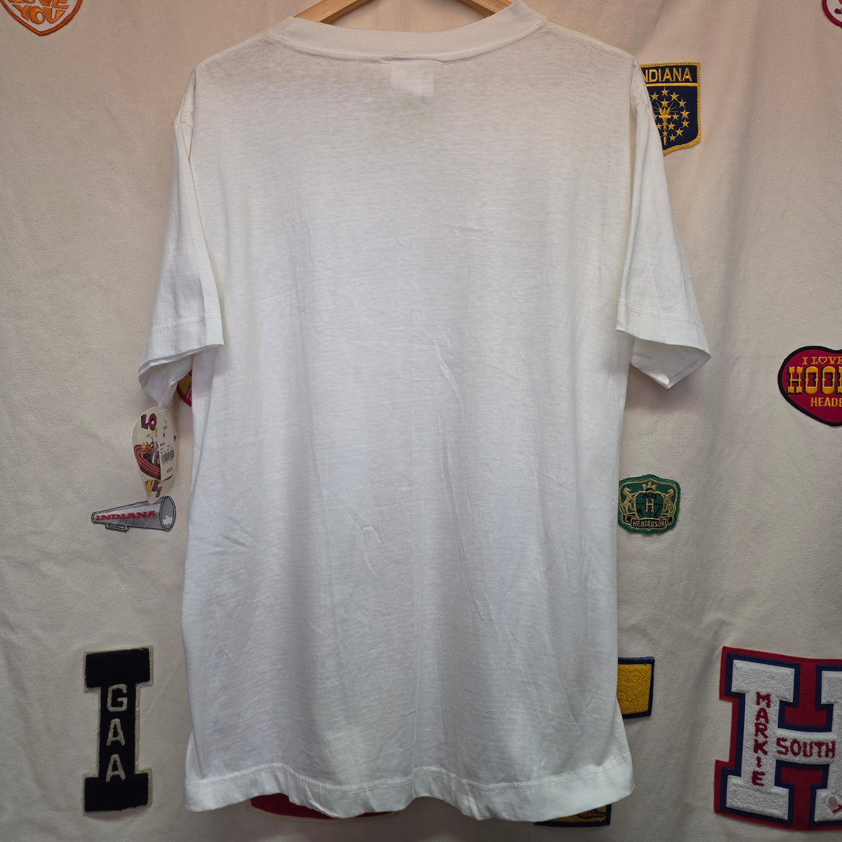 NWT VTG Looney Tunes Bugs Bunny White Graphic T-Shirt Deadstock: Medium