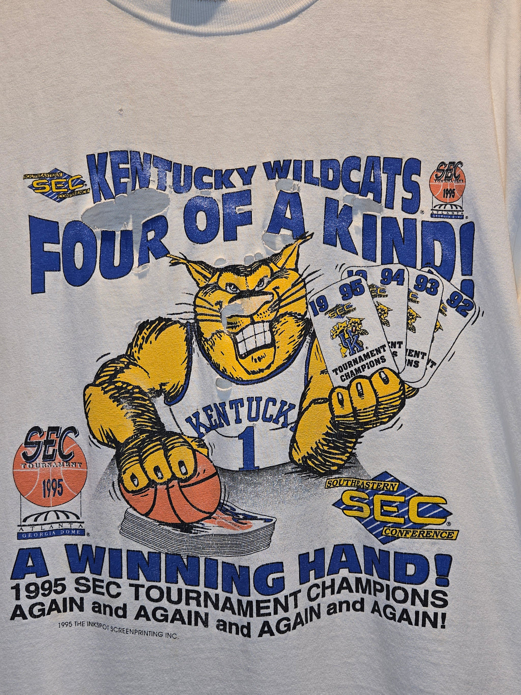 VTG 1995 Thrashed Kentucky Wildcats "Four of A Kind" Graphic T-Shirt :Large