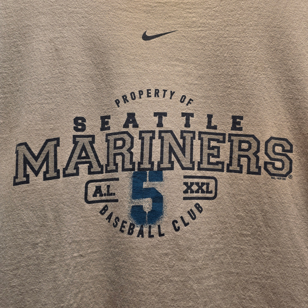 VTG 2005 Nike Center Swoosh Seattle Mariners Adrián Beltré White T-Shirt: Large