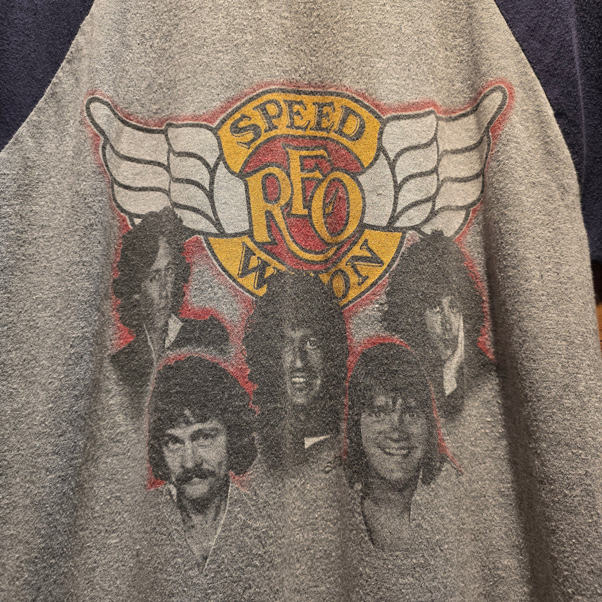 VTG REO Speedwagon 1983 Gray T-Shirt W/Navy Blue 3/4 Sleeves: Large