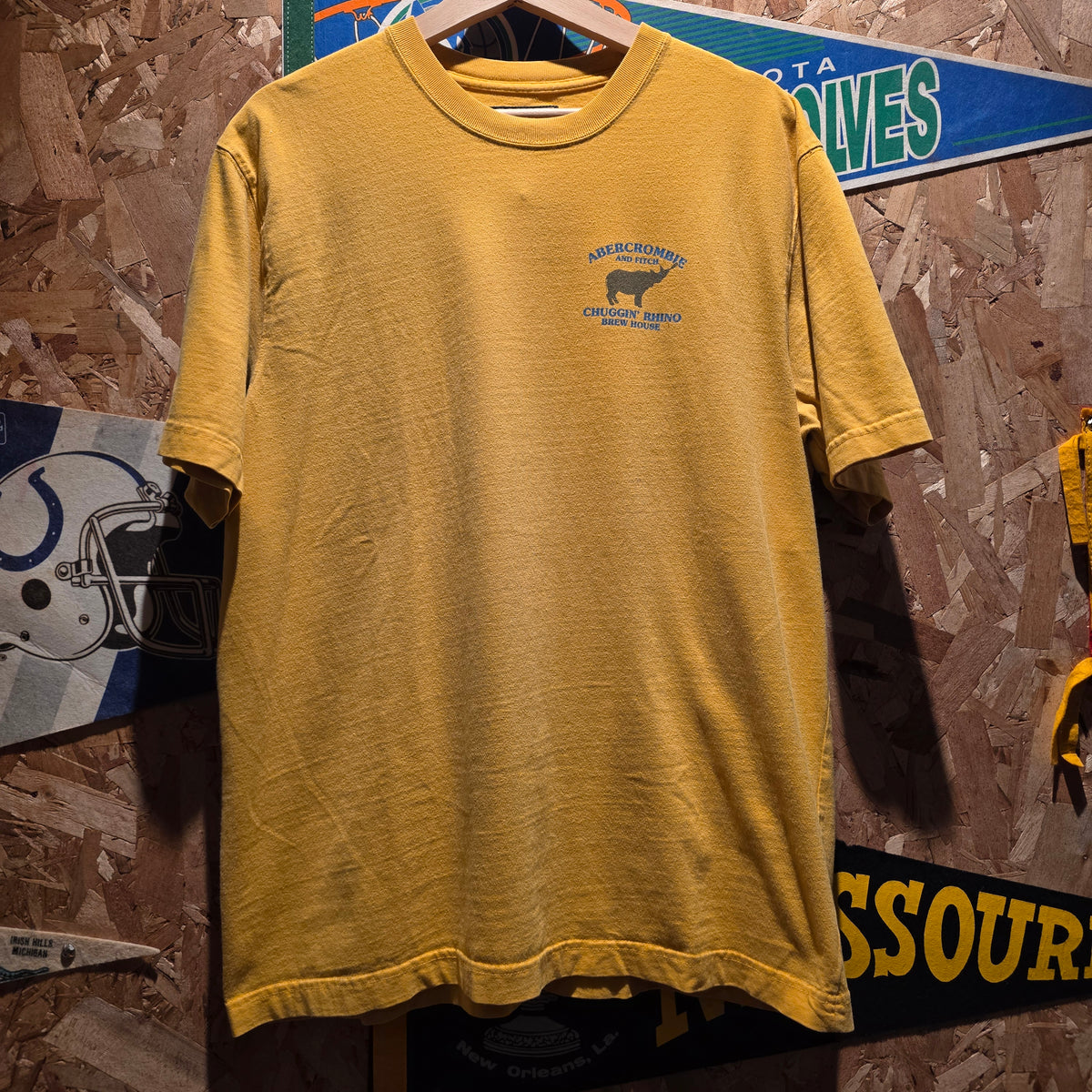 VTG Abercrombie & Fitch Short Sleeve Yellow T-Shirt: XL