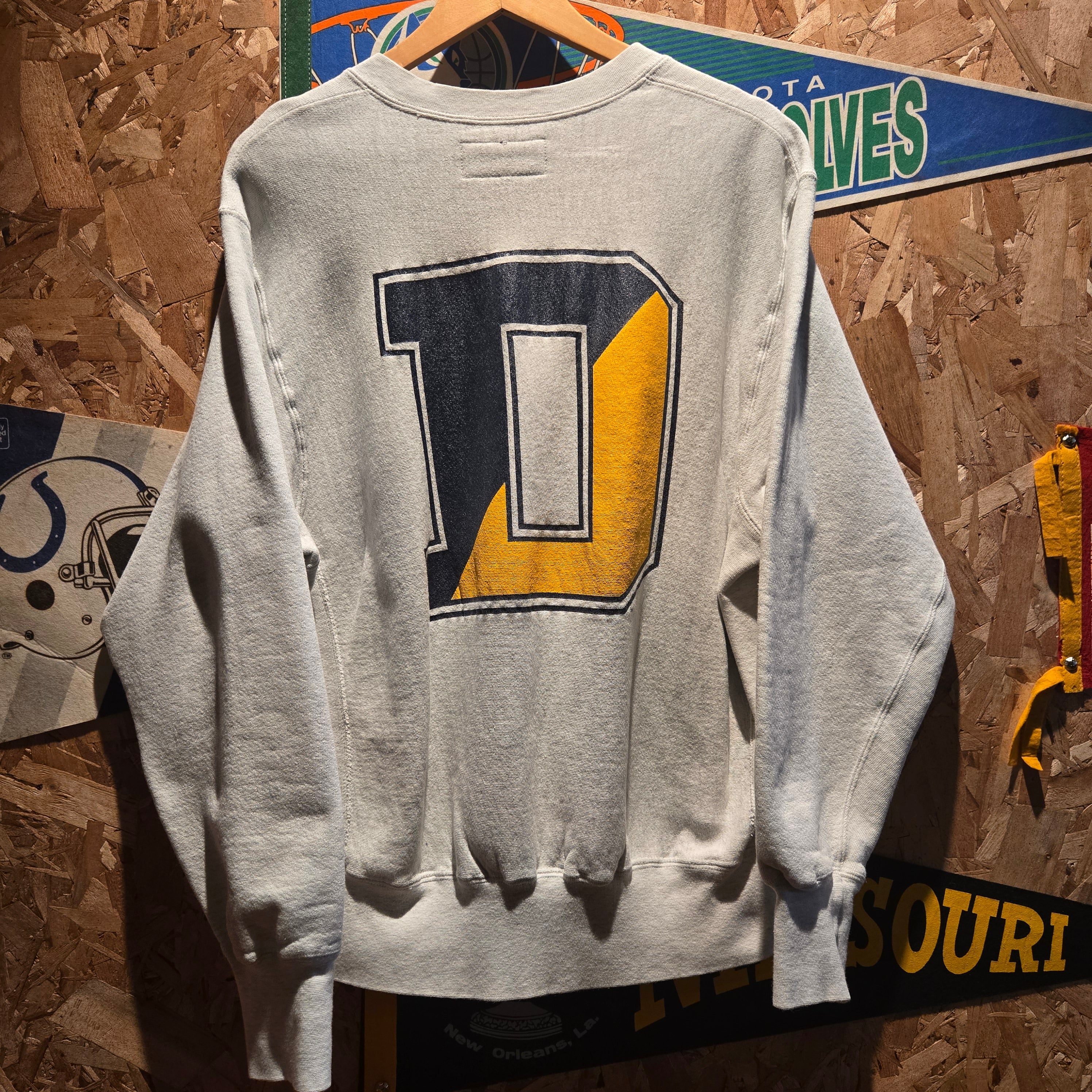 VTG 90's Jansport University Of Delaware Thick Sweatshirt: Large
