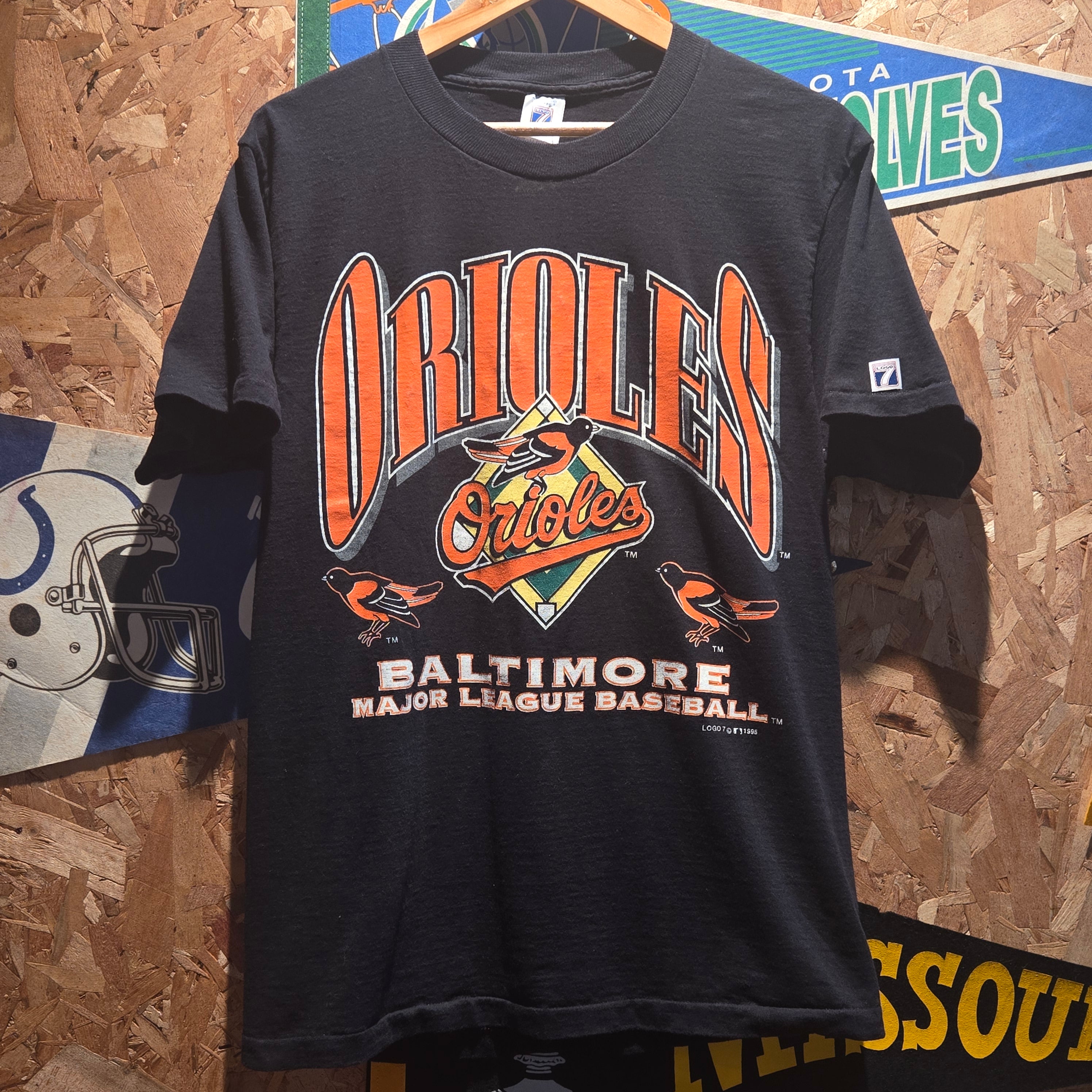VTG 1995 USA Made Logo 7 Baltimore Orioles MLB Graphic T-Shirt Black: Medium