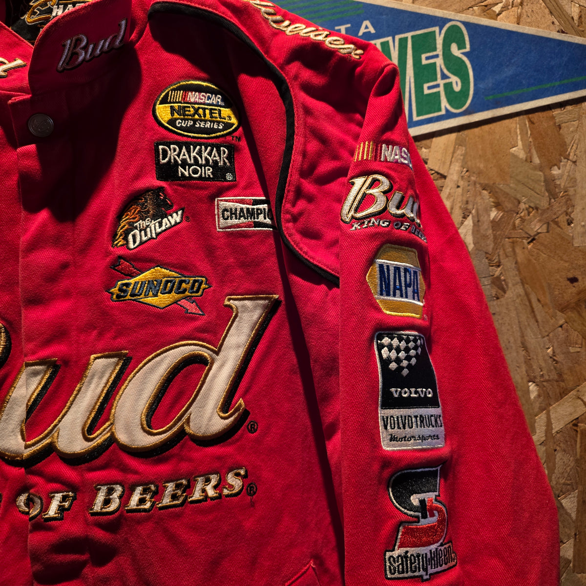 VTG NASCAR Chase Authentics Dale Earnhardt Jr Budweiser Racing Jacket: Large