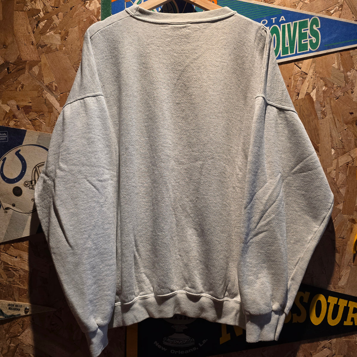 VTG 90's University Of Notre Dame Fighting Irish Grey Sweatshirt: XL