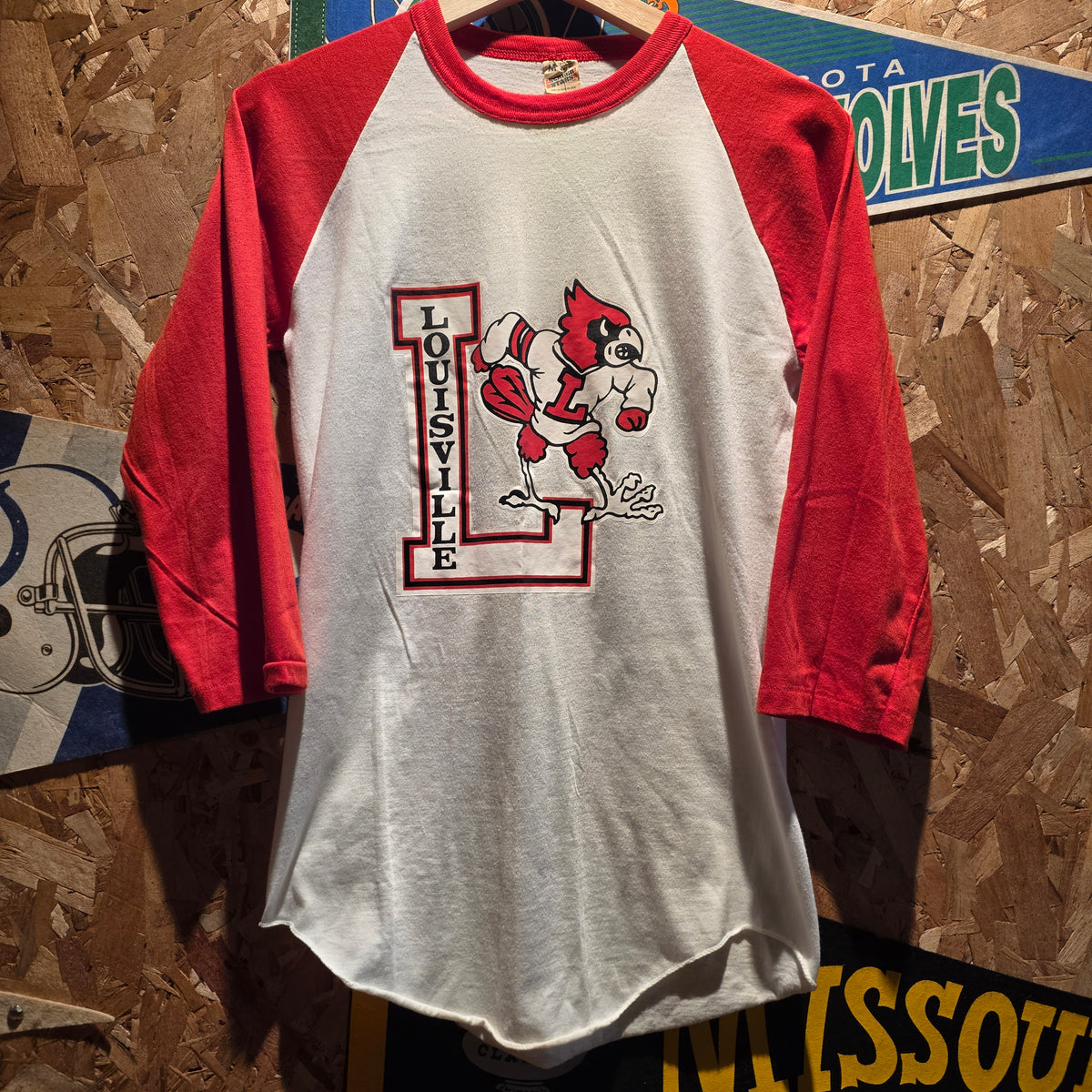 VTG 80's Screen Stars Louisville Cardinals 3/4 Sleeve T-Shirt: Medium