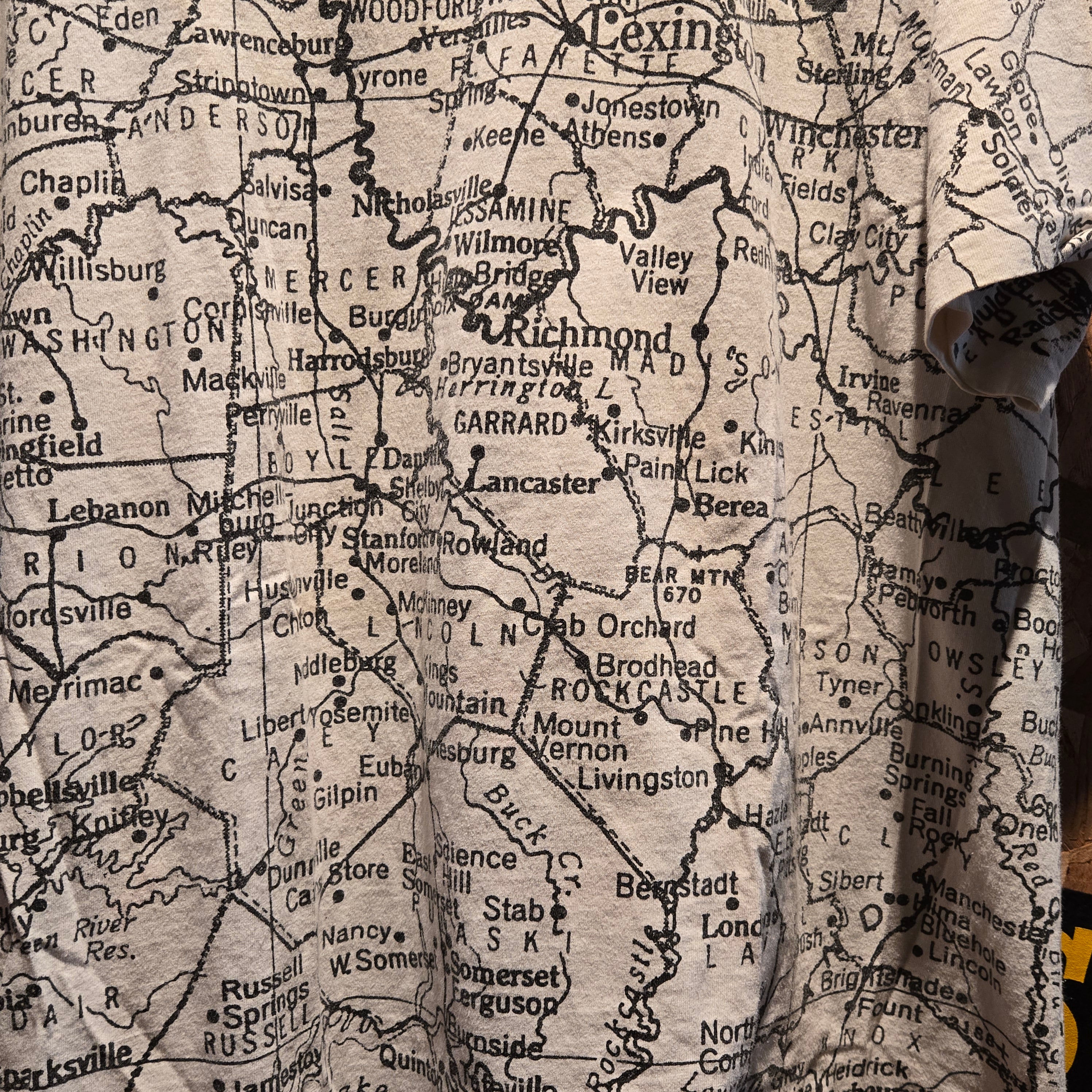 VTG Kentucky AOP Map Single Stitch Graphic T-Shirt: XXL