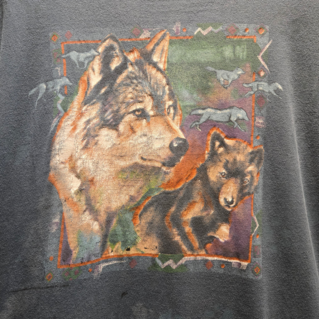 VTG Wolf Wilderness W/ Paw Print AOP Single Stitch USA: 2XL