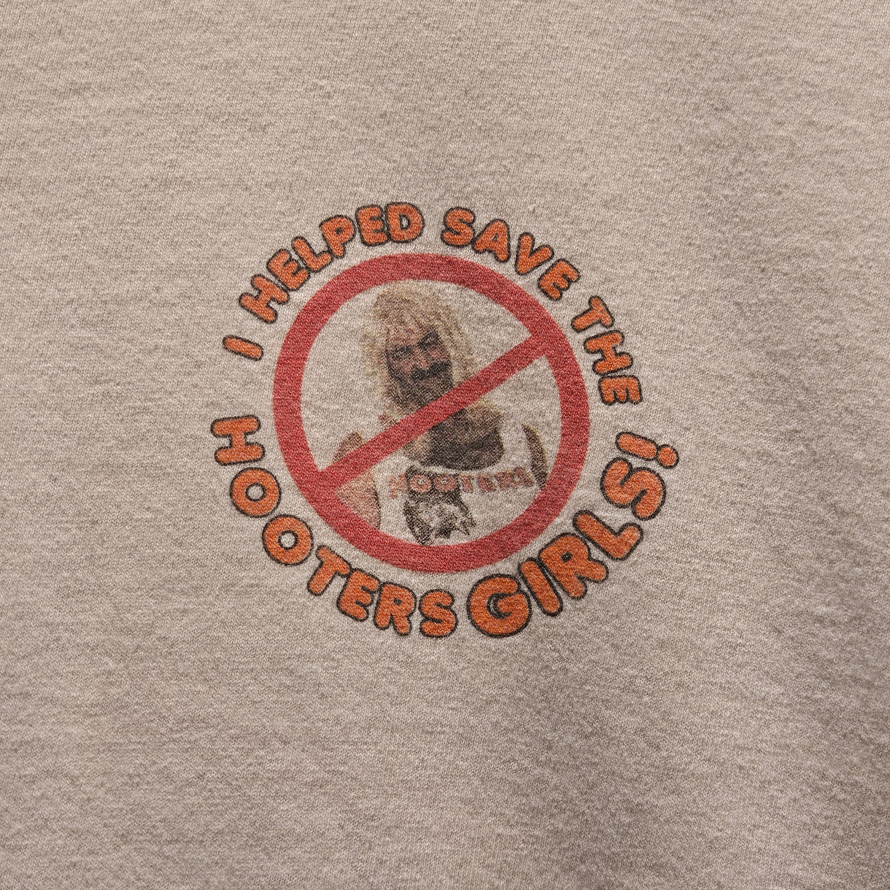 VTG Hooters She's Staying White T-Shirt Single Stitch: Medium