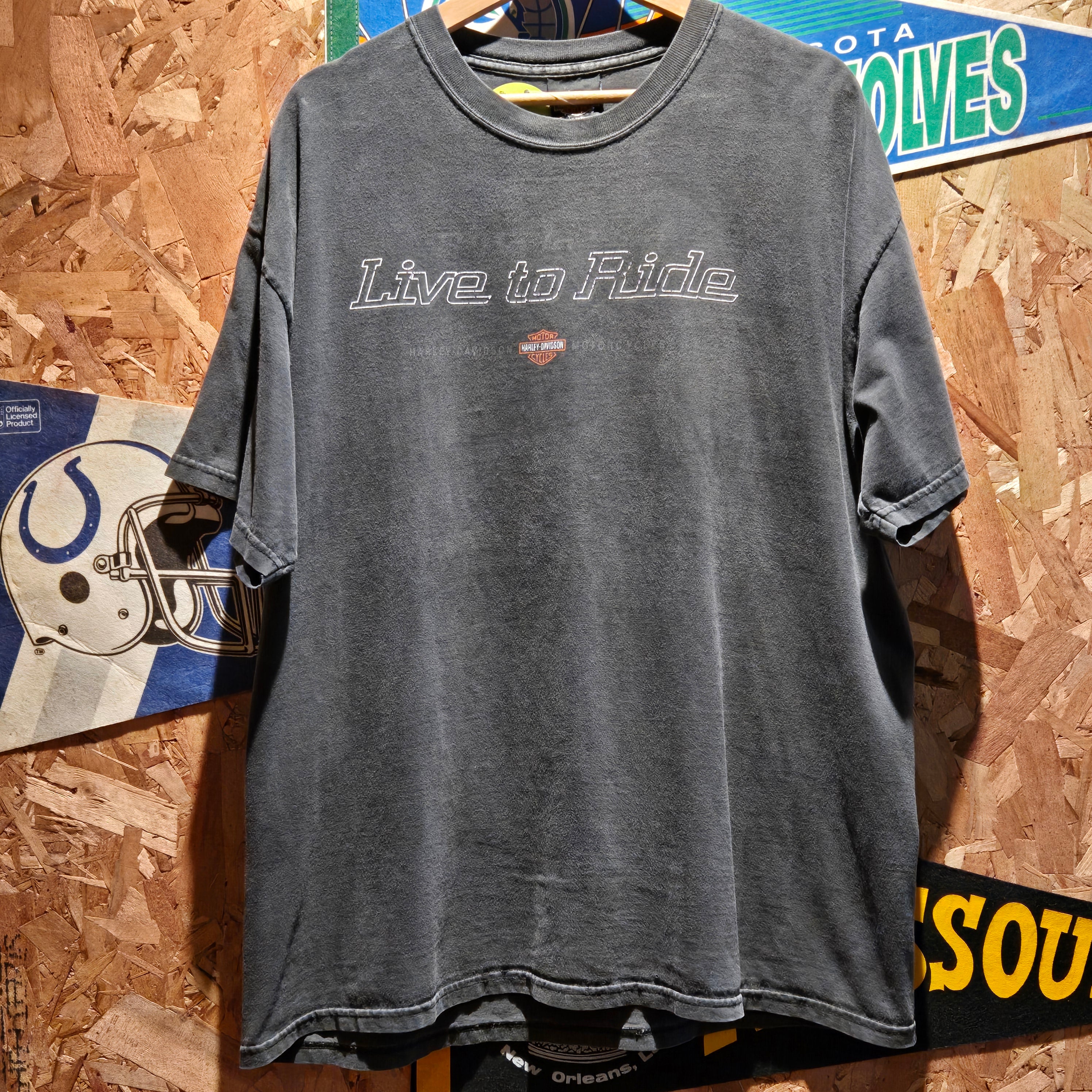 VTG 2001 Harley Davidson Black T-shirt Buds Evansville IN: XL