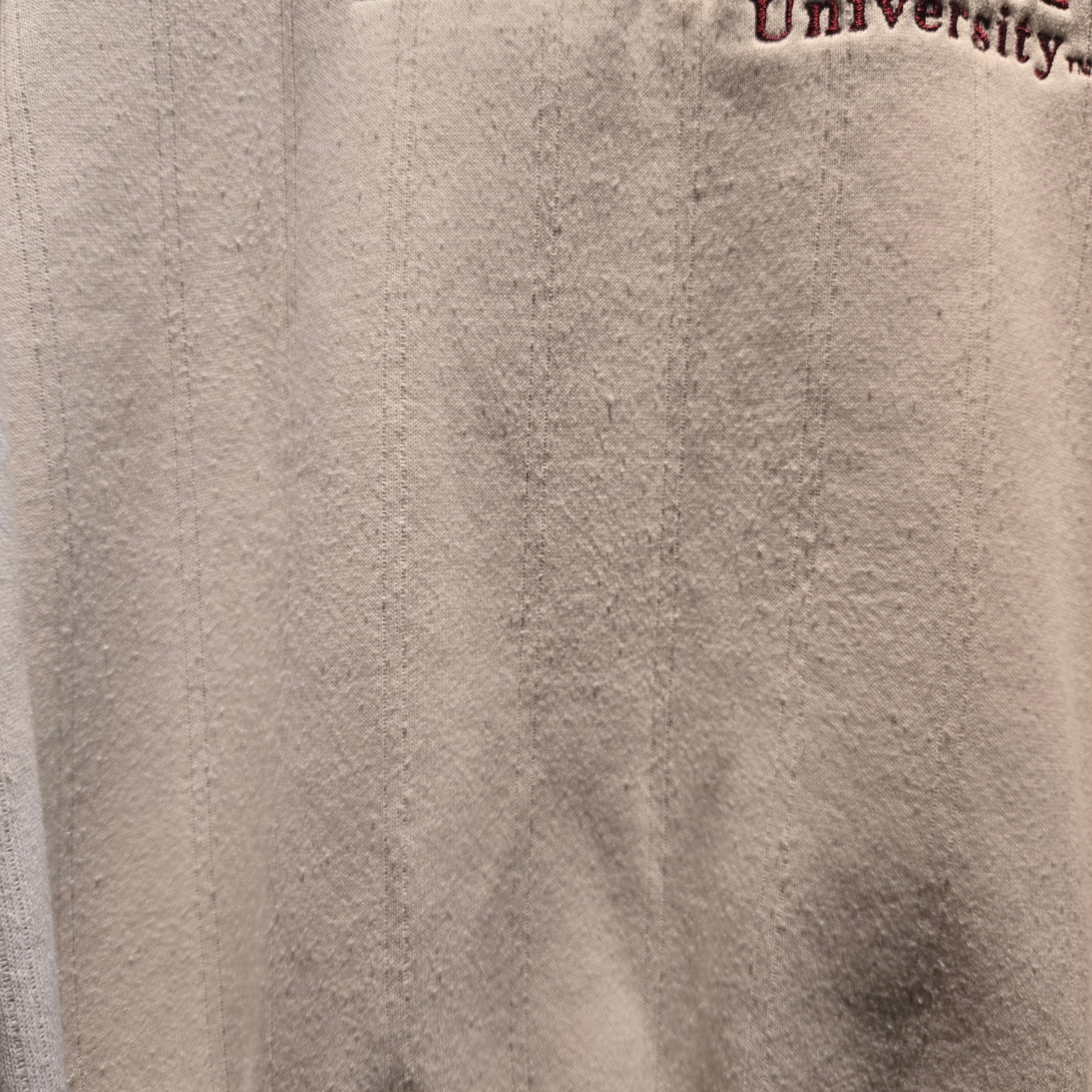 VTG Indiana Hoosiers University Benchmark Cream Sweatshirt: Large
