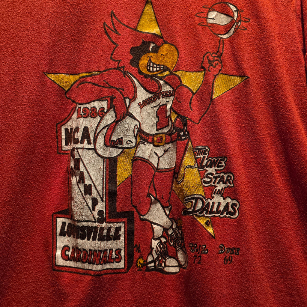 VTG 1986 Louisville Cardinals National Champions Red T-Shirt: Large