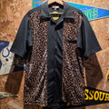 VTG Iz It U Shirt Mens Short Sleeve Button Front Rockabilly Lounge Leopard Bowling Button Up: M