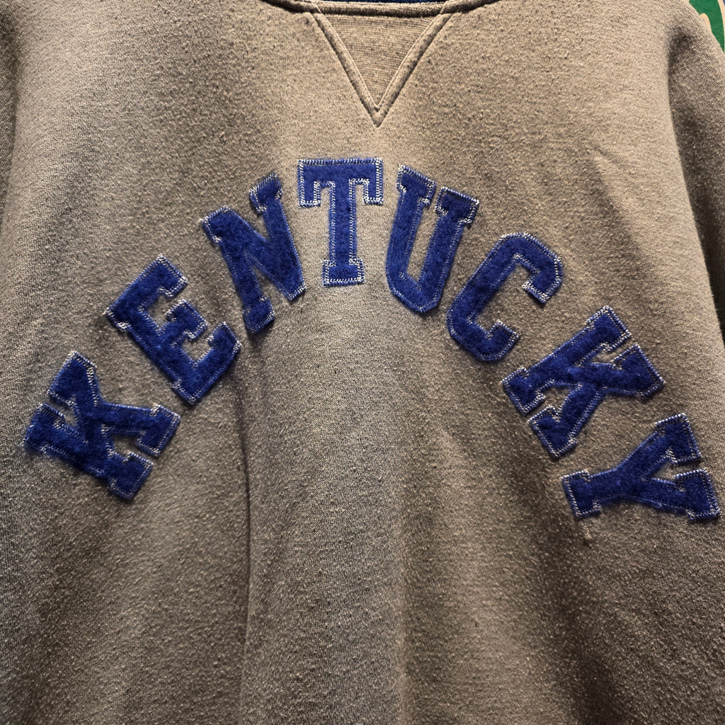 VTG Crable Sports University Of Kentucky Wildcats Gray Sweatshirt: XL
