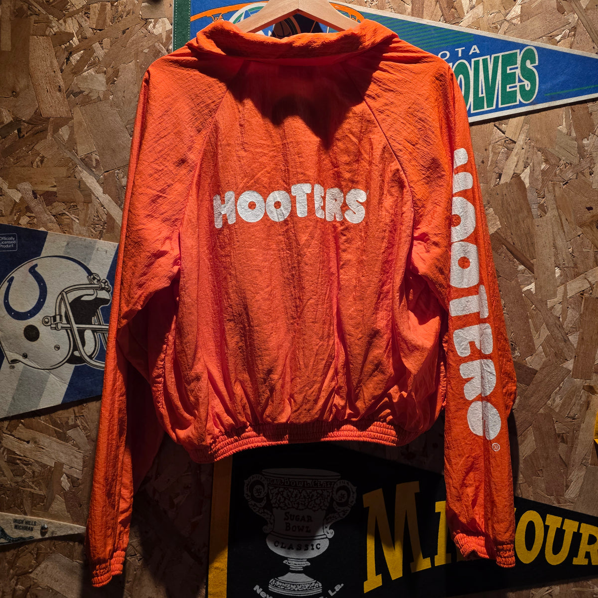 VTG Hooters Orange Windbreaker: Large